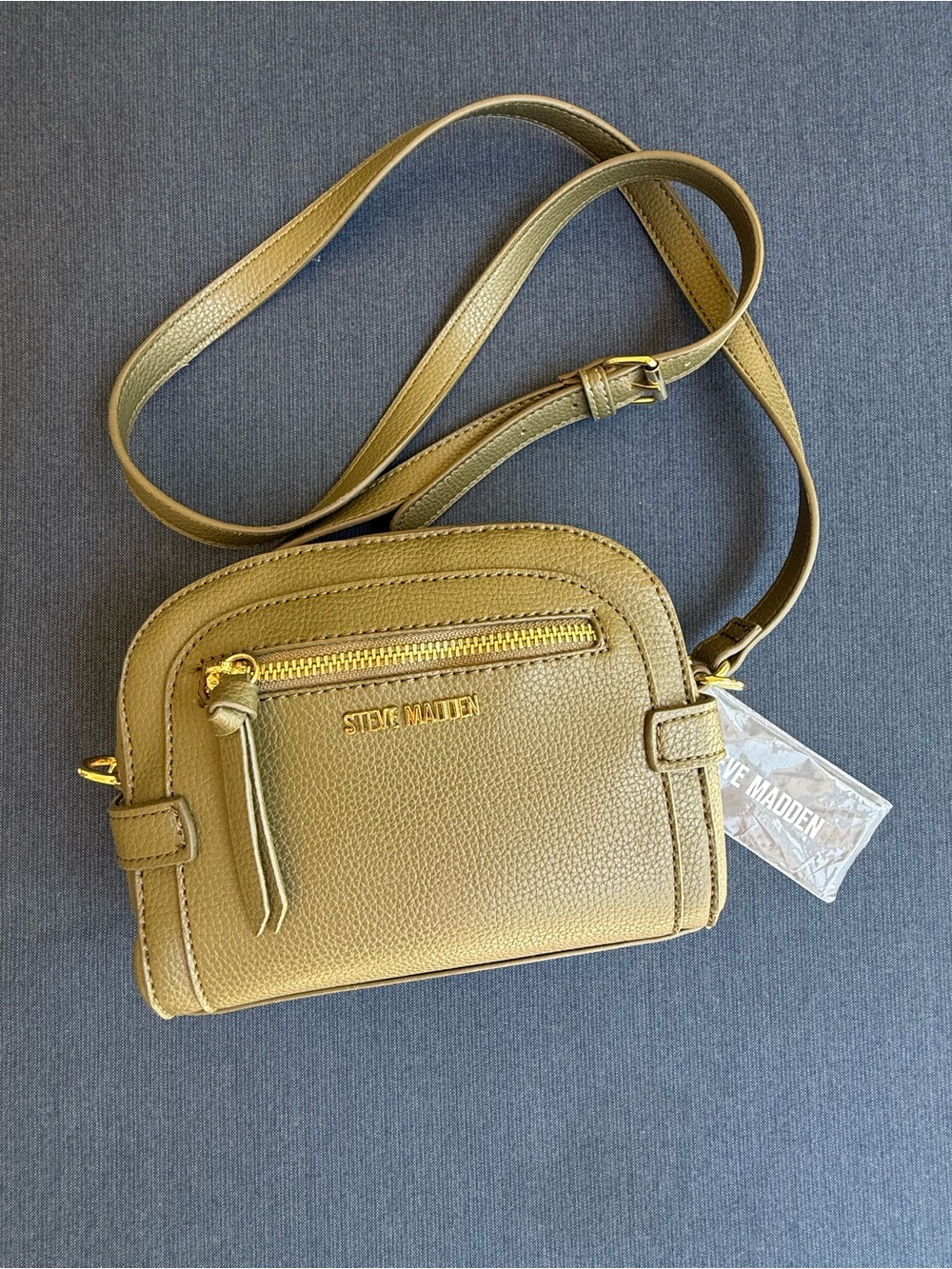 Steve Madden Olive Green Pebbled Crossbody with Gold Hardware